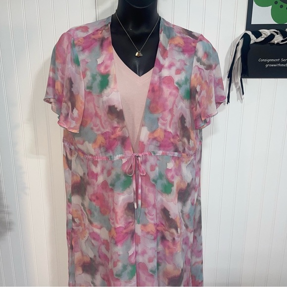 Pink and Multicolor Sheer Kimono with Top 2X - Picture 5 of 5